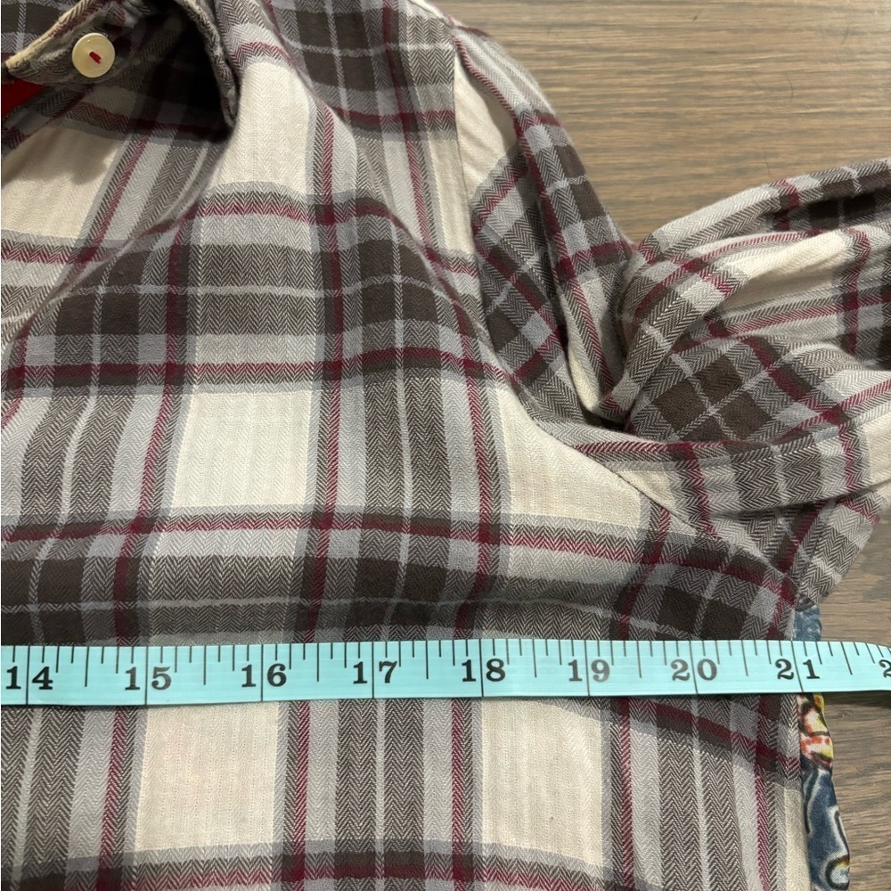 Johnny Was Workshop Silk Back Button Down Top. Size Small - Picture 4 of 8